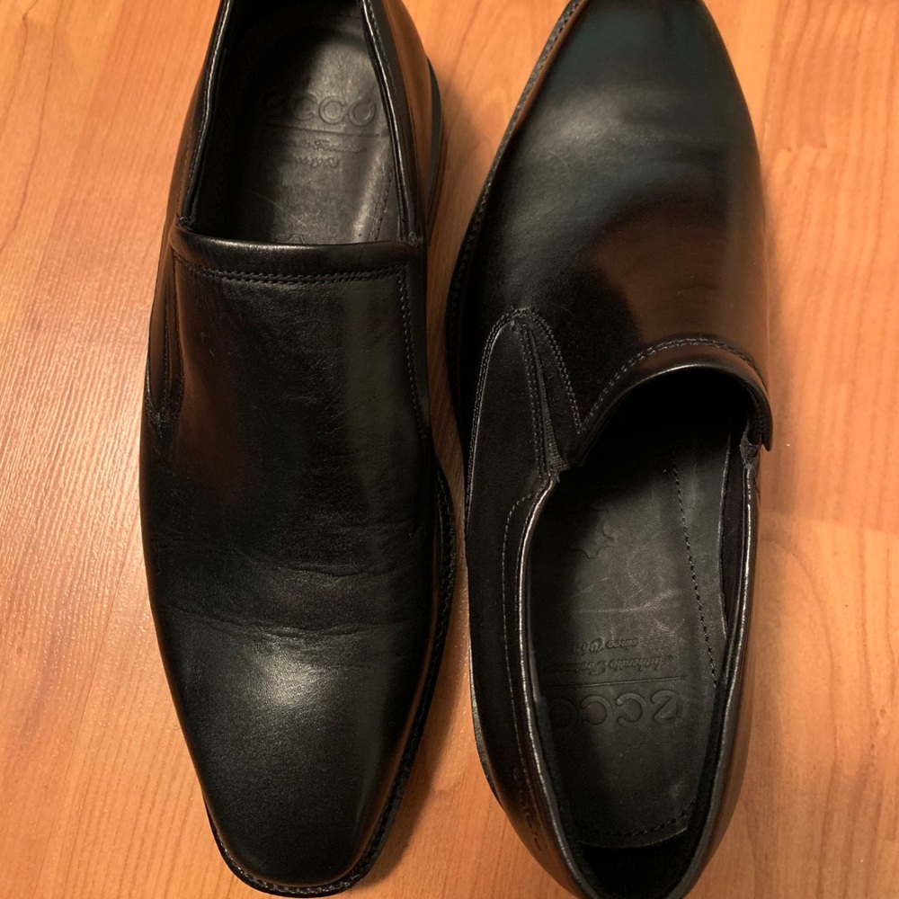 Brand New Ecco Slip On